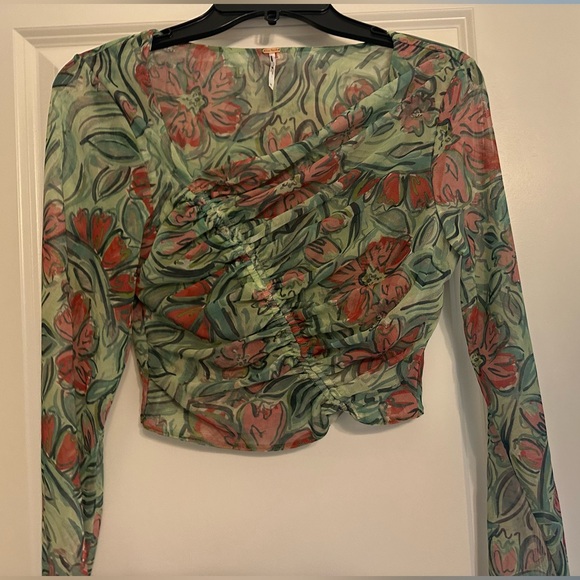 Free People cropped long sleeve super nova top - Picture 4 of 4